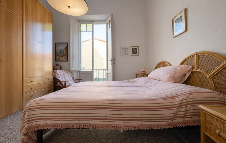 Bifamiliare in vendita a Camaiore