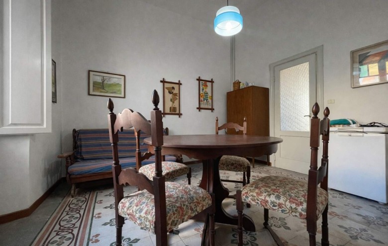 Bifamiliare in vendita a Camaiore