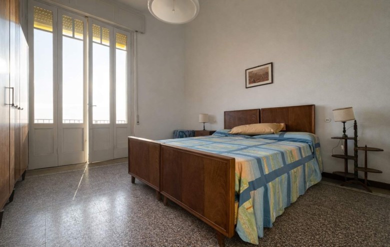 Bifamiliare in vendita a Camaiore