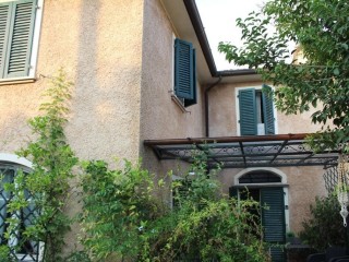 Casa semi indipendente in vendita a Quercioli