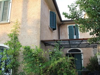 Casa semi indipendente in vendita a Quercioli