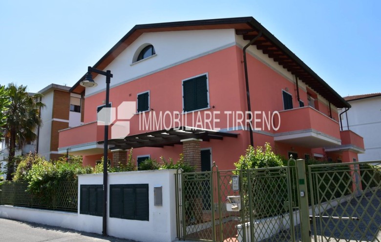 Attico in affitto a Massa