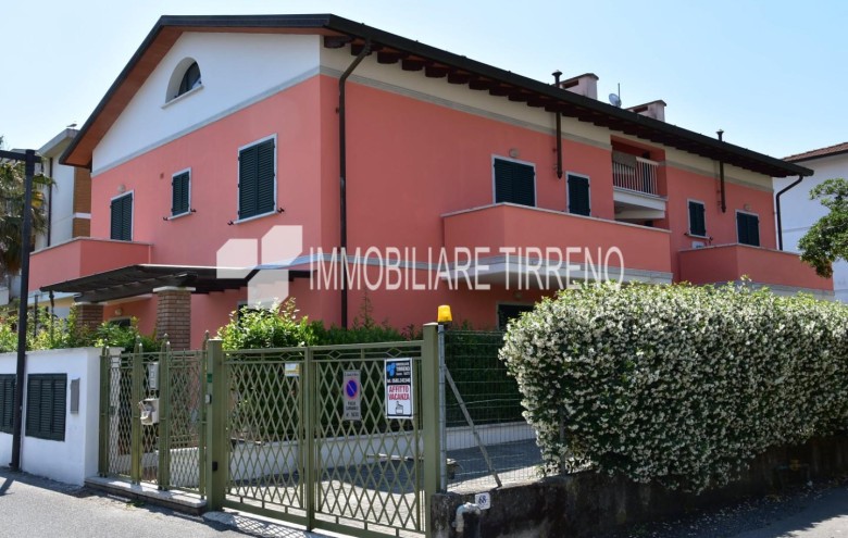 Attico in affitto a Massa