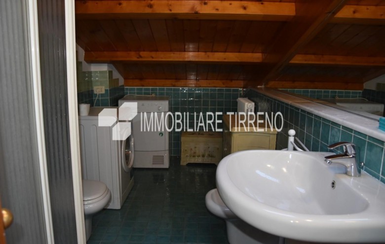 Attico in affitto a Massa