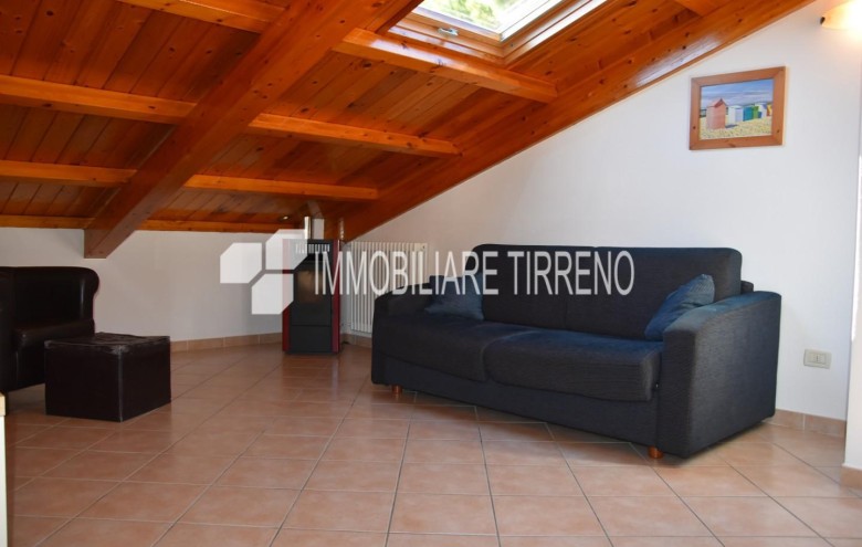 Attico in affitto a Massa