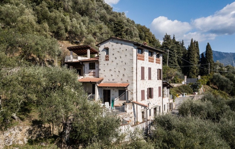 Villa singola in vendita a Camaiore