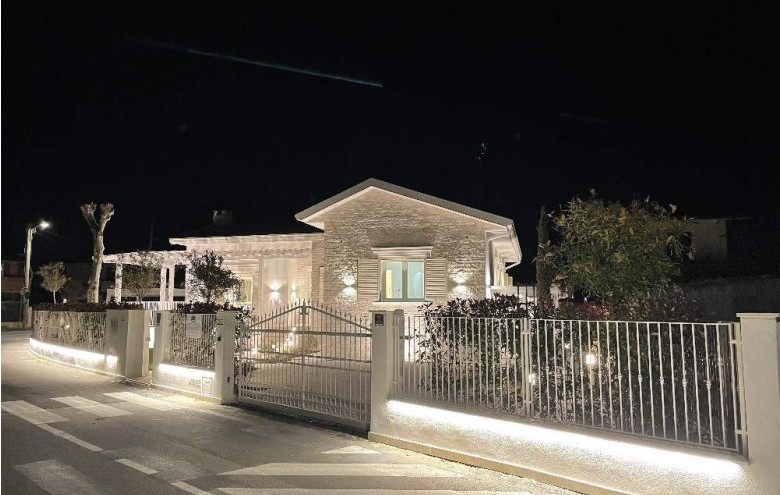 Villa singola in vendita a Pietrasanta