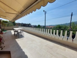 Appartamento in vendita a Massa