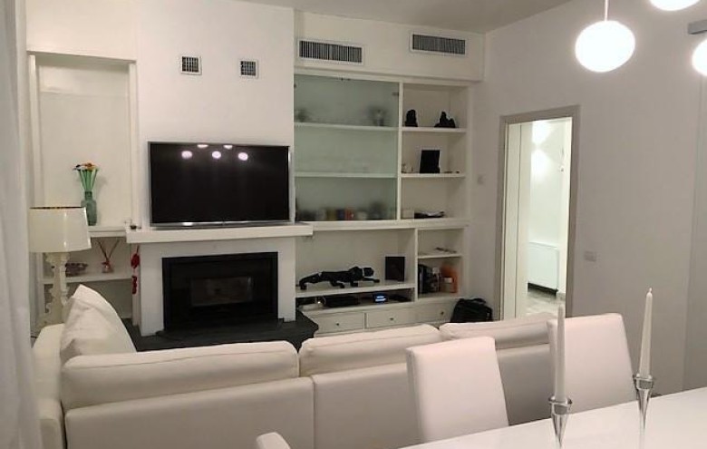 Villa singola in vendita a Massa