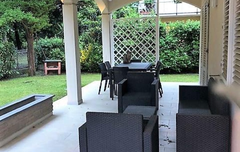 Villa singola in vendita a Massa