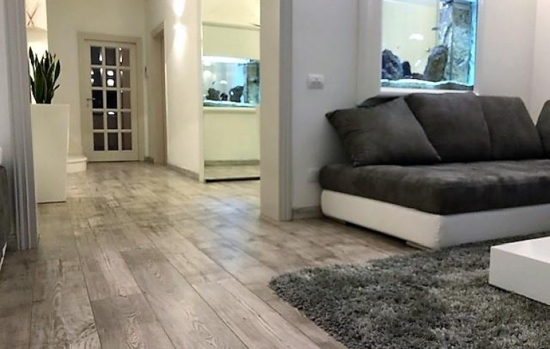 Villa singola in vendita a Massa