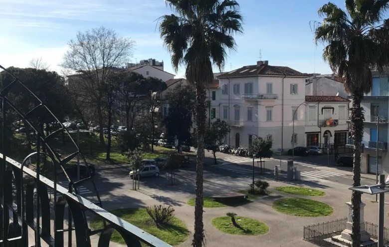 Appartamento in vendita a Viareggio