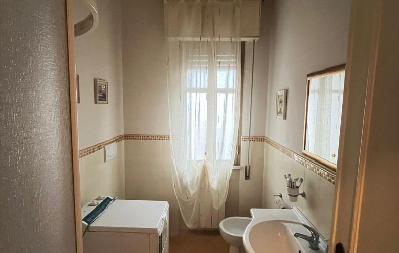 Appartamento in vendita a Viareggio