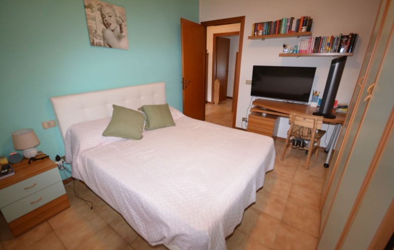 Appartamento in vendita a Montignoso