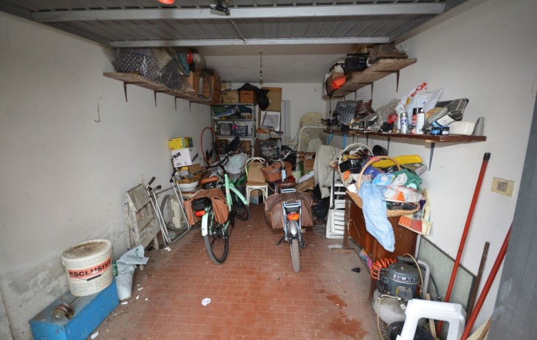 Appartamento in vendita a Montignoso