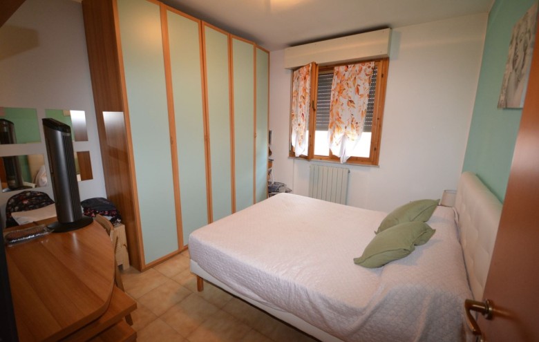 Appartamento in vendita a Montignoso