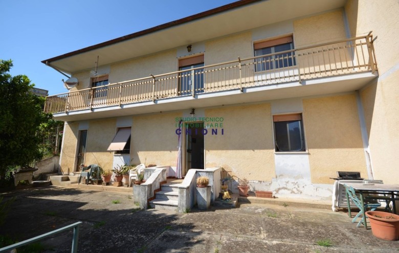 Villetta a schiera in vendita a Montignoso