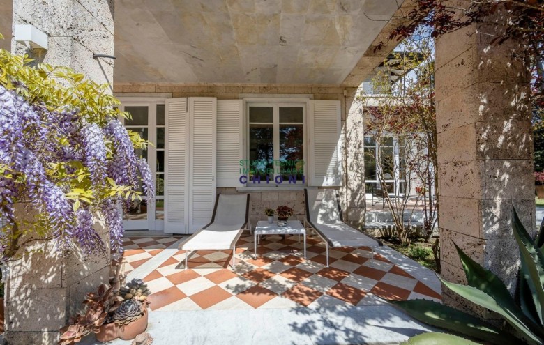 Villa singola in vendita a Massa