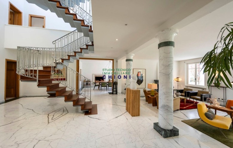 Villa singola in vendita a Massa