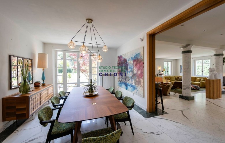 Villa singola in vendita a Massa