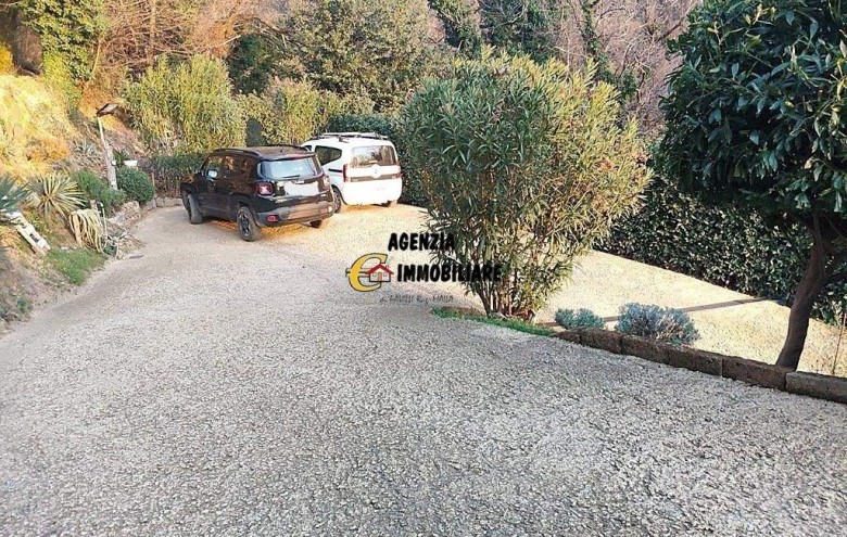 Villa singola in vendita a Camaiore