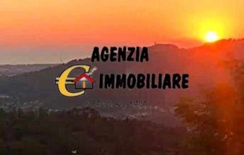 Villa singola in vendita a Camaiore