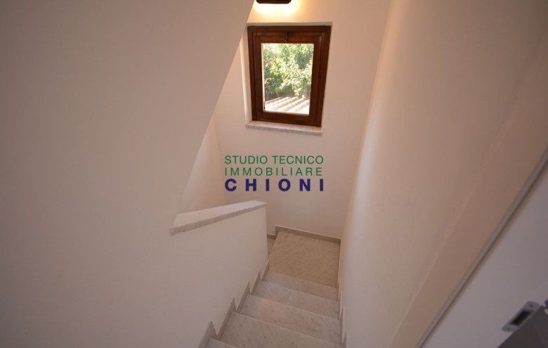 Bifamiliare in vendita a Montignoso