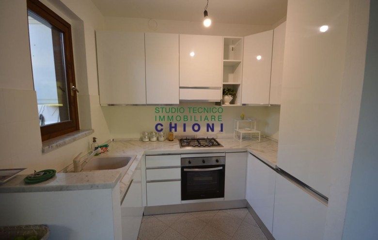 Bifamiliare in vendita a Montignoso