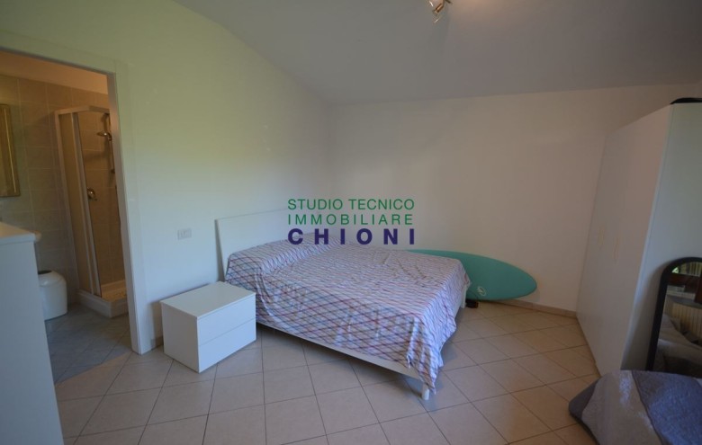 Bifamiliare in vendita a Montignoso