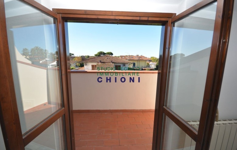 Bifamiliare in vendita a Montignoso