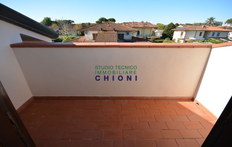 Bifamiliare in vendita a Montignoso