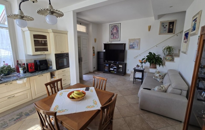 Villa singola in affitto a Pietrasanta