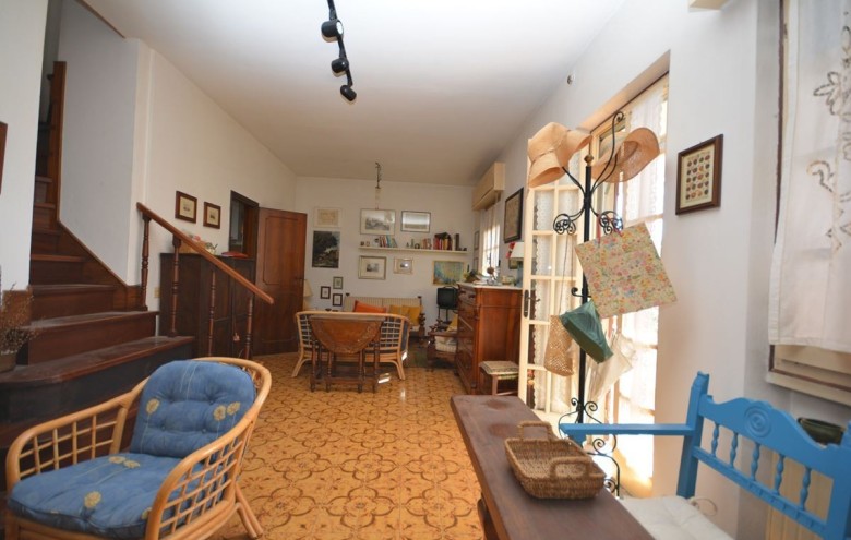 Bifamiliare in vendita a Montignoso