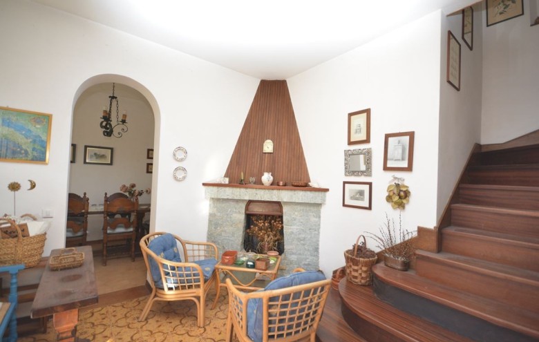 Bifamiliare in vendita a Montignoso