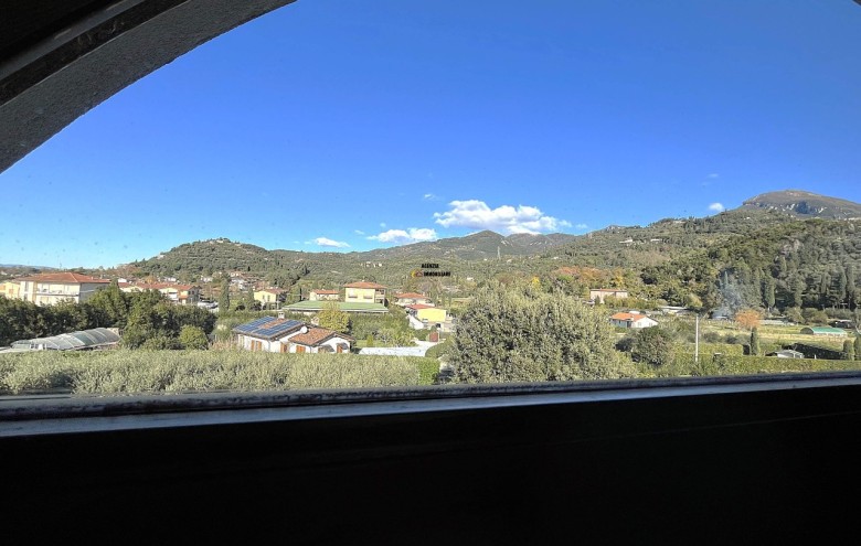 Bifamiliare in vendita a Camaiore