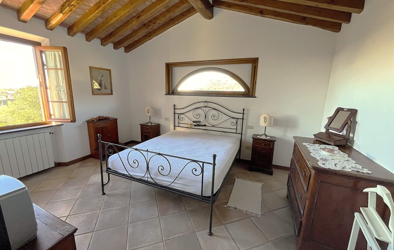 Bifamiliare in vendita a Camaiore