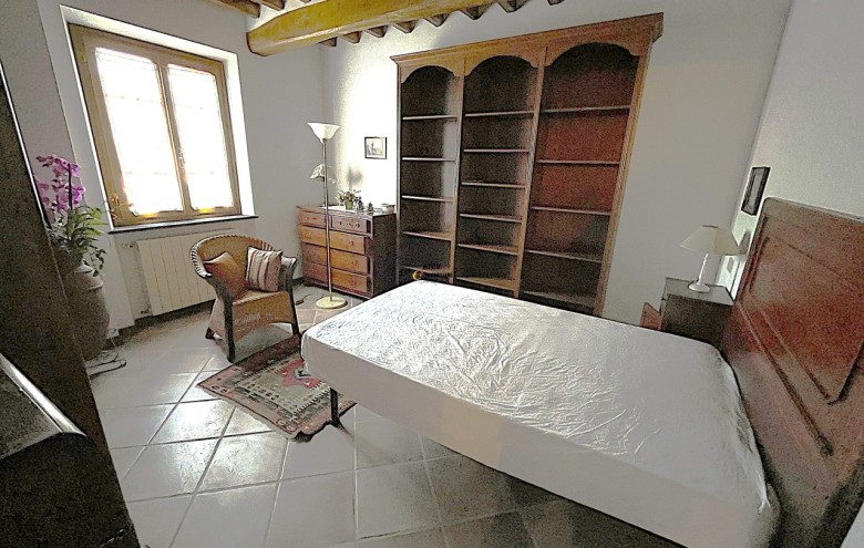 Bifamiliare in vendita a Camaiore