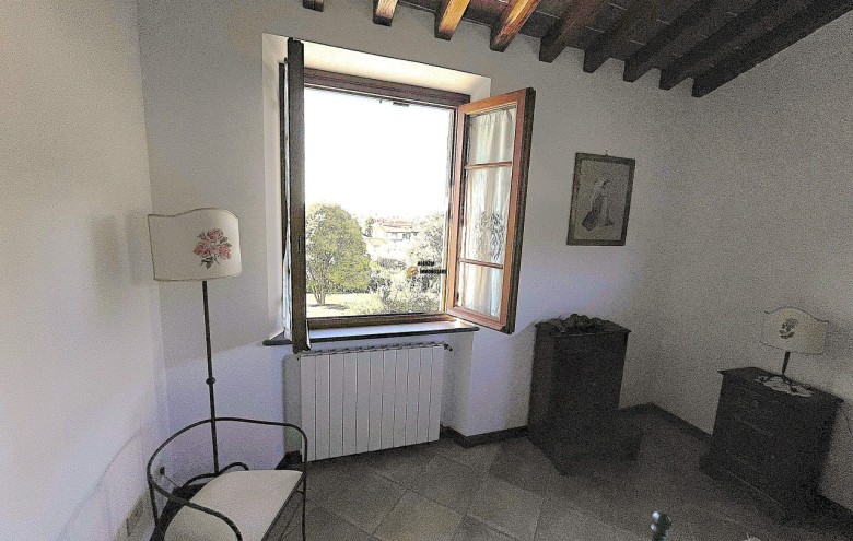 Bifamiliare in vendita a Camaiore