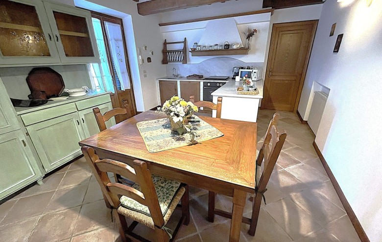 Bifamiliare in vendita a Camaiore