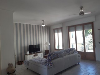 Appartamento in vendita a Marina di Massa