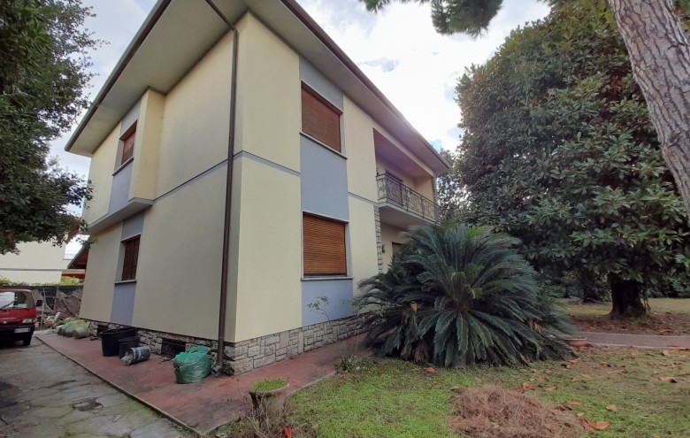 Villa singola in vendita a Pietrasanta