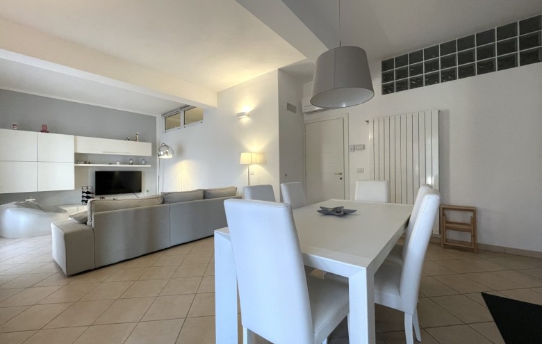 Appartamento in affitto a Pietrasanta