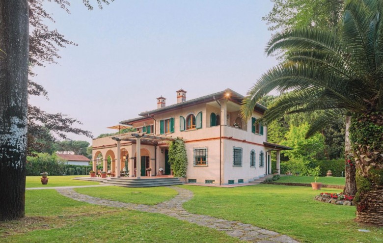 Villa singola in vendita a Massa