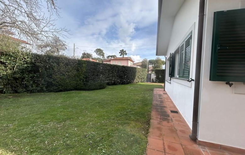 Appartamento in affitto a Pietrasanta