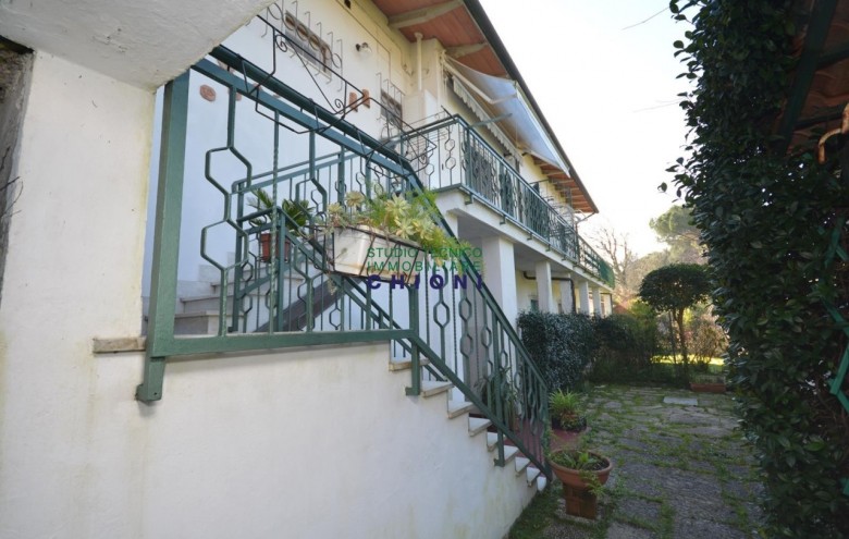Villetta a schiera in affitto a Massa