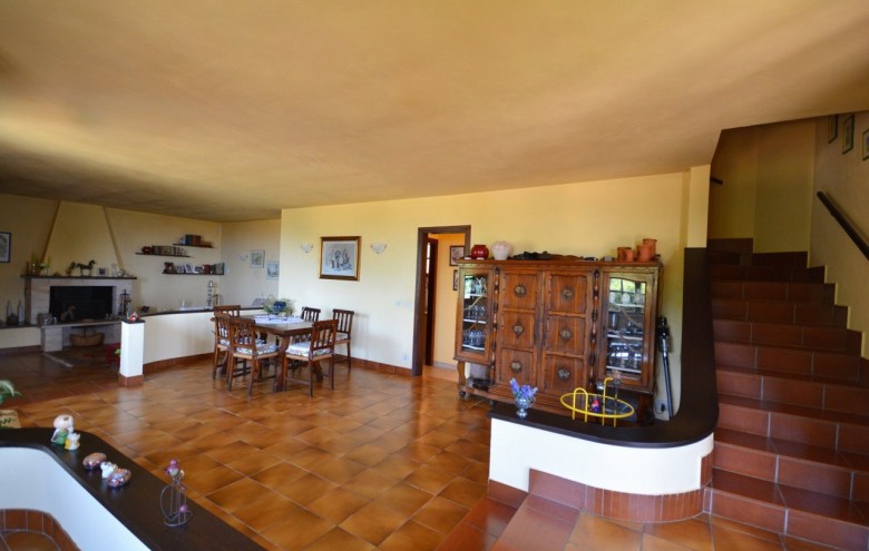Villa singola in affitto a Montignoso