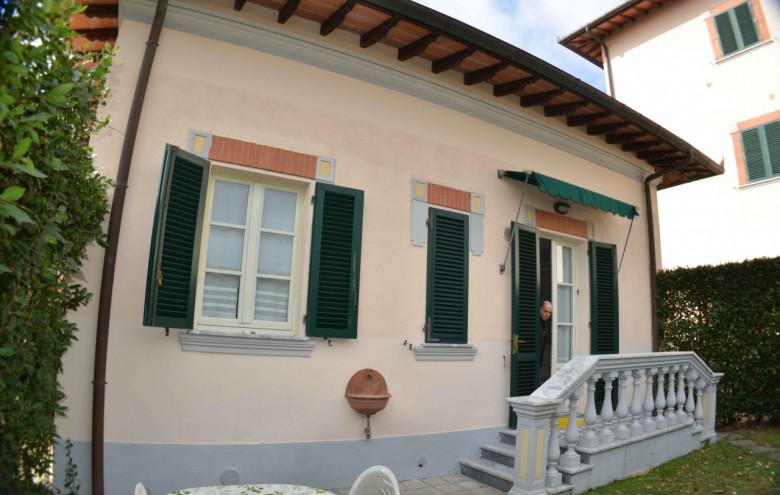 Porzione di casa in affitto a Pietrasanta