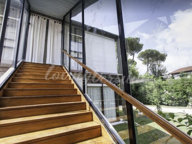 Villa singola in affitto a Forte dei Marmi