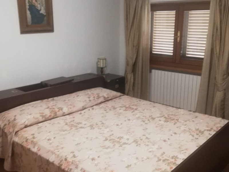 Bifamiliare in affitto a Pietrasanta
