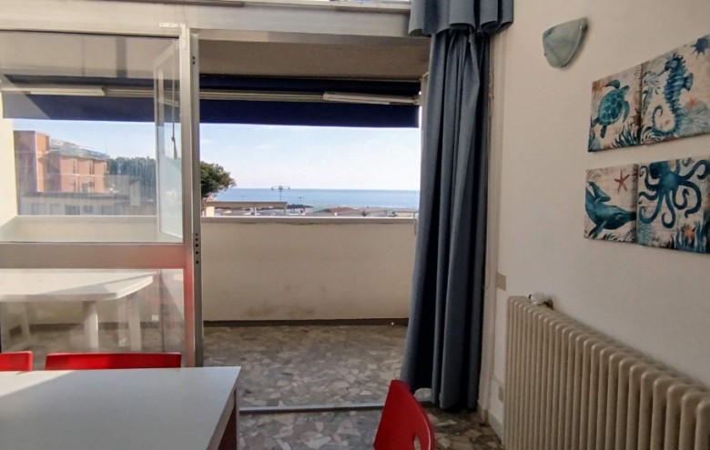 Appartamento in affitto a Viareggio